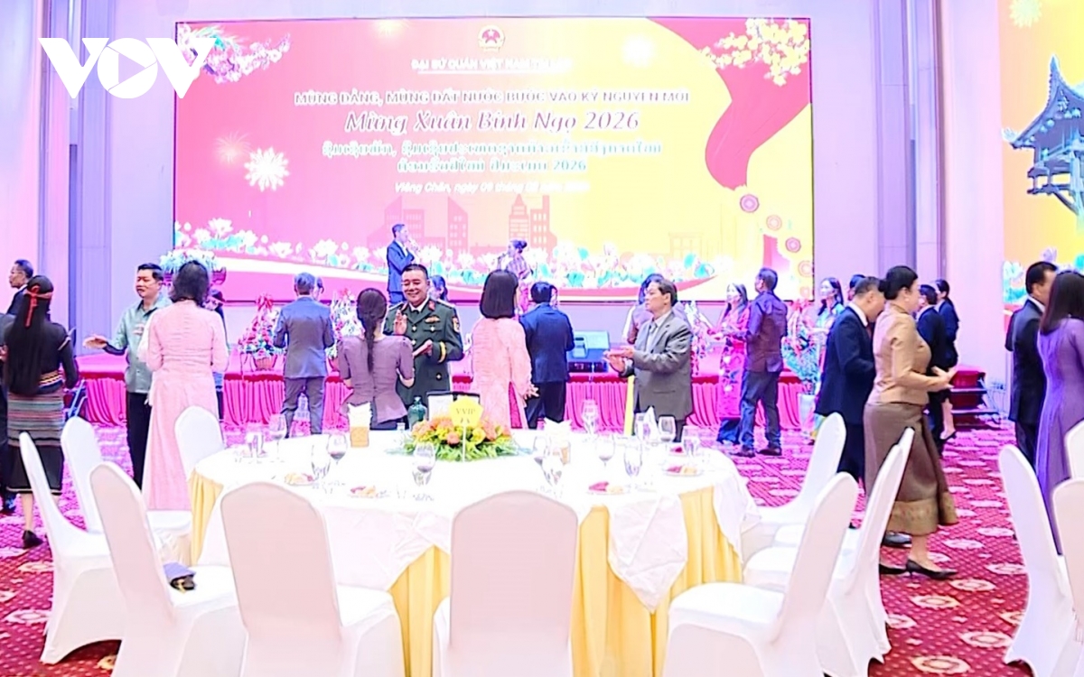 Đại sứ quán Việt Nam tại Lào tổ chức tiệc mừng Đảng, mừng Xuân Bính Ngọ 2026